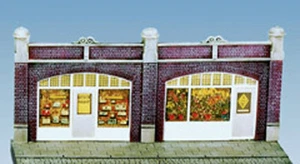 Wills SS18 Station Forecourt Shops 1/76 Scale 00 Gauge Plastic Lineside Kit 2nd  - Picture 1 of 8