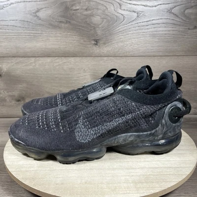 NIKE Air VaporMax Flyknit Black Gray Shoes LACE LOCK CJ6740-002 Mens Size 13 - Image 1 of 4
