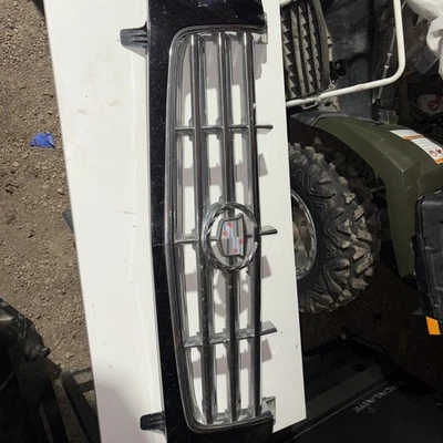  🔥 Parrilla de parachoques superior delantera Cadillac Escalade 2002-06 OEM  Foto 1 de 4