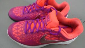 Nike Women's Zoom Cage 2 Tennis Shoe Style #705260 581  SIZE 9 (US)