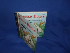 DONALD DUCK’S TOY SAILBOAT - LITTLE GOLDEN BOOK - NO E102-1 - MISPRINT 2 COVERS - Picture 1 of 4