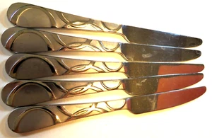 5 cuchillos Pfaltzgraff International guirnalda de plata escarcha remolino 9-1/8" vajilla - Imagen 1 de 6