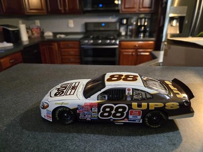 2001 Dale Jarrett #88 UPS/Clear Window Bank 1/24 Diecast - Image 1 of 4