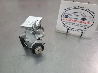 2014 Camaro Ignition Switch Assembly - OEM - Image 1 of 4