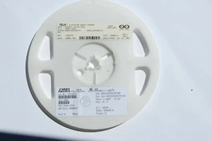 AVX MIKROWELLENKONDENSATOR 04023J2R1BBSTR 0402 2,1PF 25V 0,1PF 20 STÜCK ROHS - Bild 1 von 1