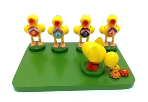 ESCO Erzgebirge Pascua - prado de flores con familia de pollitos -rareza- NUEVO - Imagen 1 de 2
