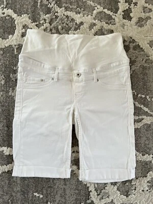 H&M Maternity White Short/Bermuda size 6 - Image 1 of 3