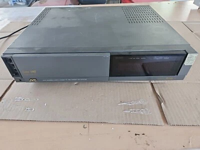 Videoregistratore JVC Hi-fi Stereo Video Cassette Recorder Super Non Funzionante - Immagine 1 di 3