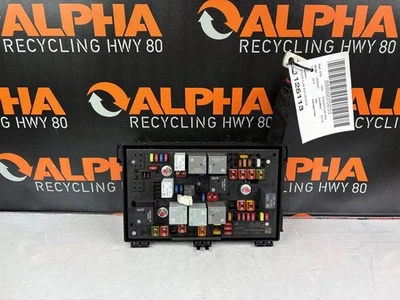 Engine Fuse Box BUICK VERANO 13 14 15 16 - Изображение 1 из 4