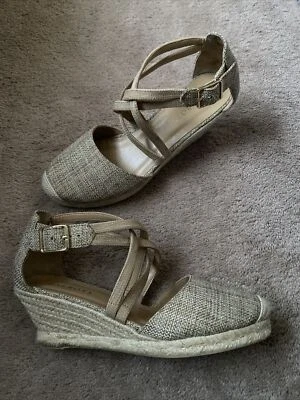 Talbots LYNDSAY ALPARGATA CUÑAS - LINO Talla 8 Usado en Excelente Condición Foto 1 de 4