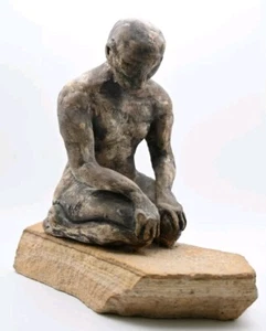 Italian De Rossi Art Sculpture Fine Kneeling Man Dracion N Norm A Norma Original - Picture 1 of 7