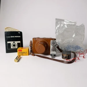 Vintage Argus C4 Camera Bundle + Flash, Light Meter, Film & Accessories - Picture 1 of 13