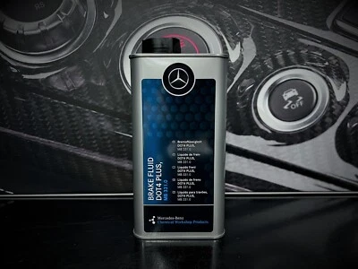 Mercedes-Benz Genuine Brake Fluid DOT4 Plus 1Ltr (331.0) NEW A000989560509 - Image 1 of 4