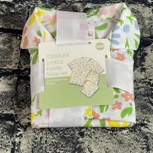 Family Sleep Kid's Girl's 18 Months Floral 2-Pc Short Sleeve Top & Pant PJ Set - Picture 1 of 12