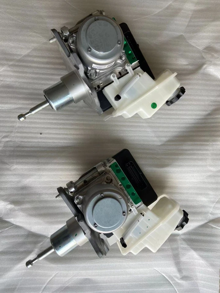 Cadillac CT6 GM 2019-20 cilindro maestro de freno con refuerzo y GM 84931599 NUEVO Foto 1 de 3