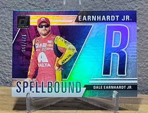 2025 Donruss Racing Dale Earnhardt Jr Incantesimo "R" Argento Parallelo 172/199 SP - Foto 1 di 2
