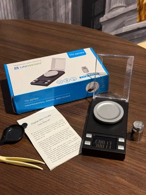 Mini báscula digital profesional serie TN UNIWEIGH baterías incluidas Foto 1 de 2