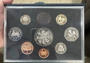 1986 Bailiwick Of Guernsey Proof Coin Set  - Picture 1 of 4