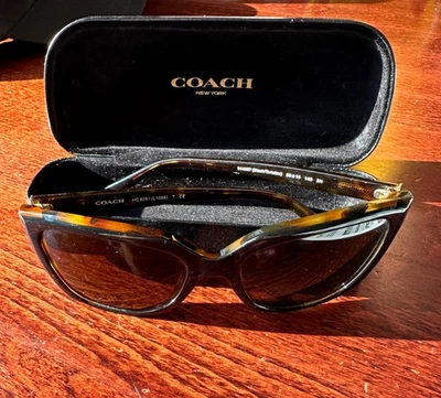 Gafas de sol Coach HC8261 L1059 para mujer 544687 negro tortuga con estuche 56-18 140 Foto 1 de 4