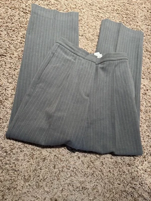 Liz Claiborne LizSport Petite Size 2P Dress Pants Pleated Kylie gray - Image 1 of 4