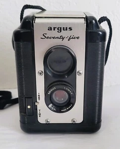 Vintage Argus Seventy-Five 1950s Antique 620 Film Camera W/ Case - Picture 1 of 12