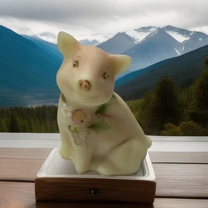 VINTAGE FENTON 100th ANNIVERSARY BURMESE SIGNED HANDPAINTED PIG FIGURE 4” TALL - Picture 1 of 8