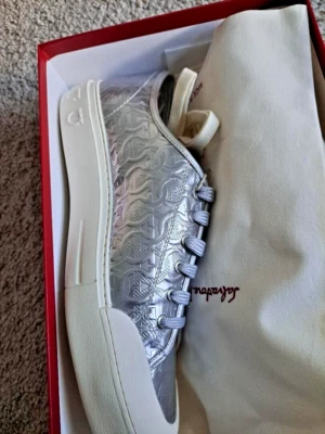 NUEVO EN CAJA Zapatillas Salvatore Ferragamo 'Rebel' Diseño de Logo Cuero de Becerro Talla 10.5 M Foto 1 de 4