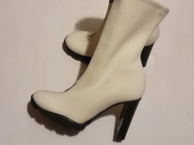 Alexander McQueen Scubba Boot White Women's Size 6 - Image 1 of 4