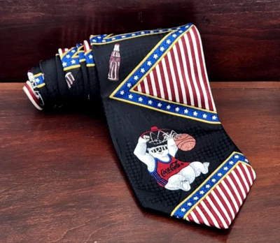 Corbata Coca Cola De Colección Para Hombres Coca-Cola Oso Polar Baloncesto Años 90 Estrellas Rayas América Foto 1 de 4