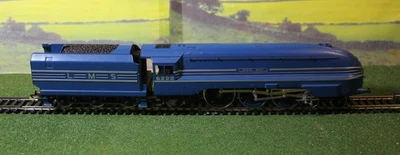 HORNBY LMS PRINCESS CORONATION CLASS 4-6-2 QUEEN MARY 6222 LOCO IN LMS Blue R834 - Image 1 of 4