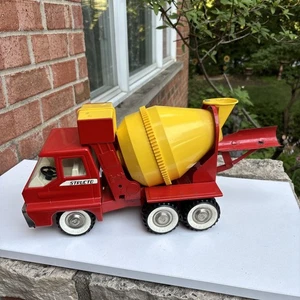 STRUCTO TURBINE STYLE CEMENT MIXER TRUCK PRESSED STEEL TOY 1960s IN RED - Bild 1 von 24