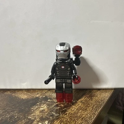 LEGO Marvel Superheroes War Machine Civil War Minifigure sh258 (76051) - Image 1 of 3