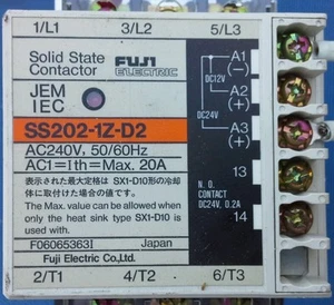 FUJI ELECTRIC SS202-1Z-D2 SOLID STATE CONTACTOR F06065363I w/ Heat Sink SX1-D10 - Picture 1 of 1