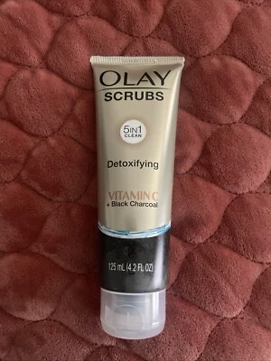 Olay Scrubs 5-in-1 Detoxifying Vitamin C + Black Charcoal - 4.2 fl. oz. - Image 1 of 2