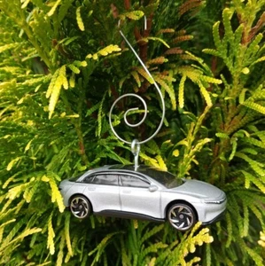 Hot Wheels Silver Lucid Air Weihnachtsbaum Weihnachtsschmuck - Bild 1 von 1