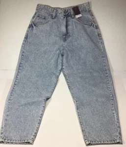NWT. No Boundaries. Women’s Shr Carrot Jeans Size 21. Light Wash - Picture 1 of 8