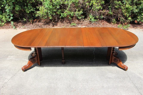 Walnut Victorian Renaissance Revival Banquet Dining Table with Five Leaves Cover