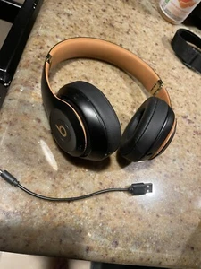 Beats by Dr. Dre Beats Studio 3 Wireless Noise Cancelling Midnight Black - Picture 1 of 5