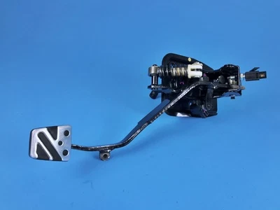 08-15 PEDAL DE EMBRAGUE Y CILINDRO MAESTRO MITSUBISHI LANCER EVOLUTION EVO X GSR Foto 1 de 4