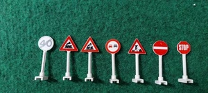 7x LEGO® Straßenschilder City Stadt VINTAGE - Bild 1 von 4