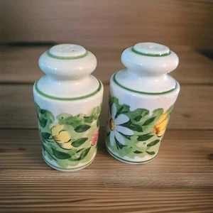 MADE IN ITALY. SALT AND PEPPER SHAKERS EXCELLENT CONDITION!! - Picture 1 of 6