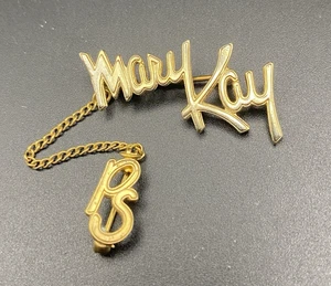 Vintage Mary Kay Tono Oro Scritta Logo Spilla 1,25" PS Vendita Charm su Catena Premio - Foto 1 di 8