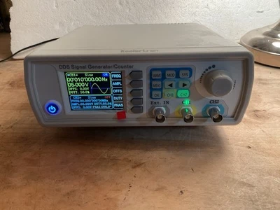 KOOLERTRON. GENERADOR DE SEÑAL MODELO CJDS66, EXCELENTE ESTADO Foto 1 de 4