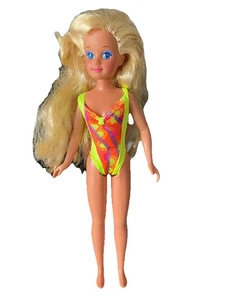 Barbie Skipper Doll Hawaiian Fun 1990 #5942 swimsuit bathing suit head flaw - Picture 1 of 3