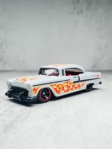 Mattel 55' Chevy 2006 Grigio Rosso Giallo Fiamme - Foto 1 di 6