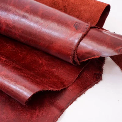 Tapicería de cuero de vaca veneciano - Corte por pies cuadrados | Cuero Springfield Foto 1 de 4