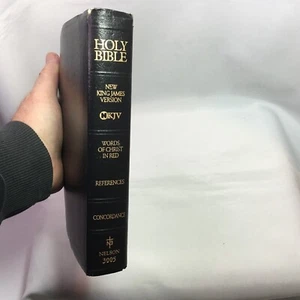 Holy Bible NKJV References Concordance Words of Christ in Red Nelson 3005 Black - Imagen 1 de 15