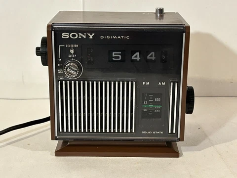 Vintage Sony Digimatic TFM-C440W Flip Alarm Clock AM Radio Cube Tested (NO FM!) Cover