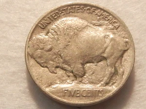 1913 buffalo nickel five cent US coin - Picture 1 of 2