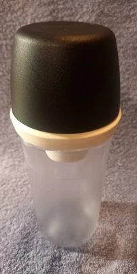 Tupperware C47 Zuckerhut Zuckerdose / Streuer 415 ml Schwarz / glasklar - Bild 1 von 4